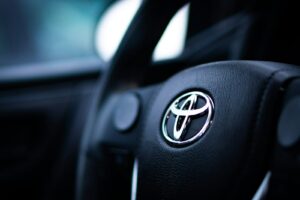 Toyota Corolla Sedan. Co warto wiedzieć przed zakupem nowego auta?